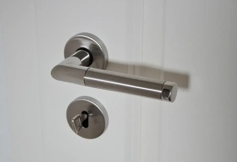 Lever door handle with a thumb turn – the open-door test when your uPVC door won't lock in Sheffield, Locksmith Sheffield guide